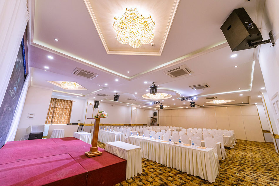 Hệ thống ánh sáng phục vụ hội nghị