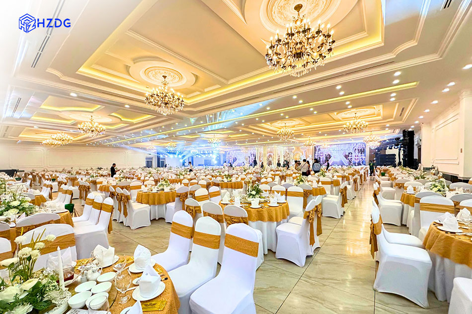 Ánh sáng tiệc cưới sang trọng