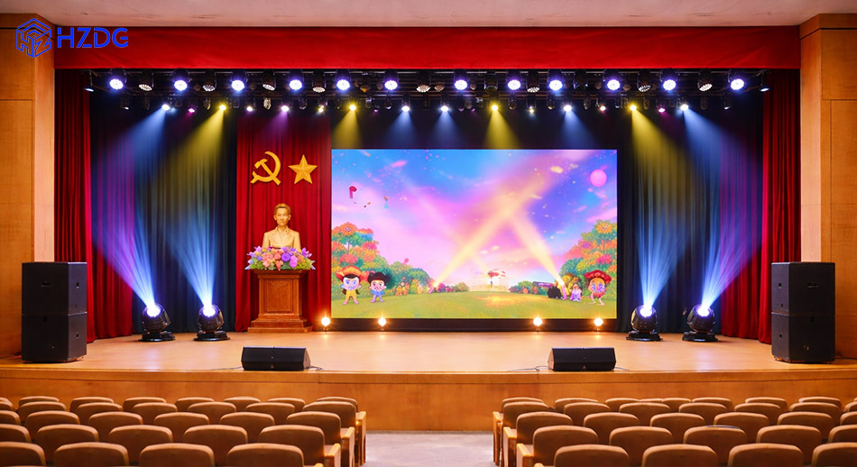 Hệ thống ánh sáng hội trường cho trường học